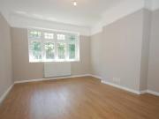 The Knoll, Beckenham, 3 Bedroom Maisonette