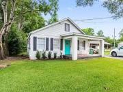 THE LITTLE HOUSE 298 Broadway St