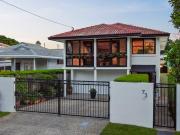 The Perfect Blend of Position & Lifestyle in One of...