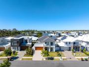 The Perfect Family Retreat in Prestigious Calypso Bay