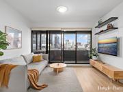 Corner Apartment with Impressive Space and Views