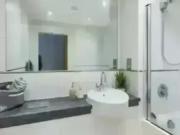 The Reach, 39 Leeds Street, St George's Quarter /...