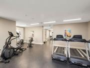 The Renaissance 2 Bedroom Apartment for Rent at 71 King...