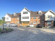 The Ridgeway, Potters Bar, 3 Bedroom Penthouse