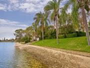 The Sanctuary Stunning Waterfront Townhouse
