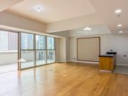 Rare Tri Level Villa Condo for Sale in BGC Taguig at The...