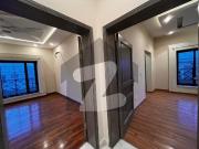 The Spacious House Triple Story Basement Luxury Interior...
