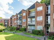 The Spinney, Hertford, 2 Bedroom Apartment