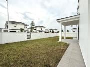 The Tate Eco Botanic 2 4 Bed 3 Baths Corner Lot For Rent