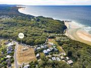 THE ULTIMATE BEACHSIDE LIFESTYLE AWAITS. !