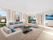 The ultimate corner block dream lots of light and oh so...