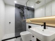 The ultimate lifestyle pad with skyline vistas