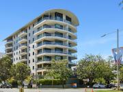 Rare Parkside Opportunity Opposite Kings Park Spacious 3...