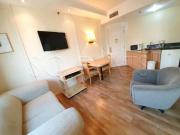 The Universe, apto disponível para locação contendo...