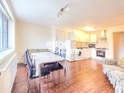 The Vale, London NW11, London, 2 bed flat to rent,...