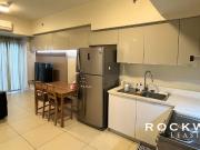 THE VANTAGE AT KAPITOLYO, 3 Bedroom Unit With Parking,...