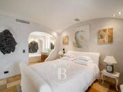 THEOULE SUR MER VILLA PIED DANS L'EAU