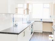 Third Avenue, Dagenham, 9Bd, UK RM10, 3 bed semi...