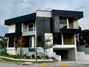 This property listing highlights a luxurious and...