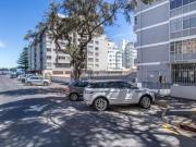 this spacious 3 bedroom apartment ju.