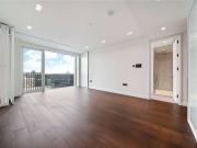 This spectacular 2 bed apartment offers south western...