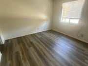 This unit is avaible it comes with a BR and one