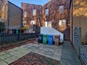 Thistle Drive, Glenrothes KY7 2 bed terraced house to...