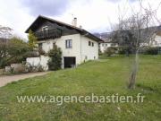 THOIRY Centre ville Villa individuelle 6 pièces 640.00
