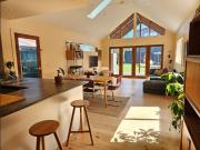 Thornbury Central *6 month term from March 2026, fully...