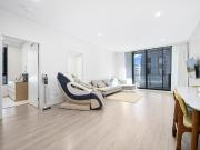 Thornton Luxurious & Stylish with Rooftop Facilities