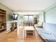 Three Bed Two Bath Modern Flat with Terrace