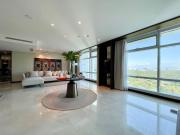 Three Bedroom 3BR Condo Unit For Sale in Two Roxas...