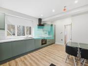 Three Bedroom Brand New Apart Close to B/G Tube