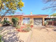 Three Bedroom Family Home in a Quiet, Established...