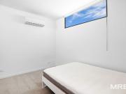 Three bedroom fully furnished Melbourne Star apartment