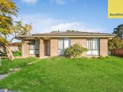 THREE BEDROOM GRANNY FLAT IN PRIME LOCATION!
