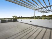 Three Bedroom Penthouse Apartment in Botanic Complex