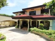 Three Bedrooms House with Pool in Maria Luisa