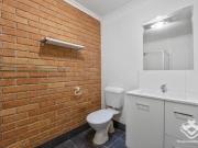 THREE BEDROOMS TOWNHOUSE WITH NEW VINLY FLOOR