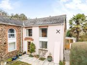 Three Horse Shoes, Cowley, 2 Bedroom End