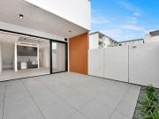 THREE LEVEL DESIGNER TERRACE IN FANTASTIC LOCATION!