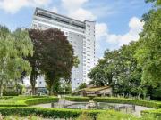 Throwley Way, Sutton, 2 Bedroom Apartment