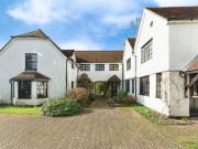 Thursley Road, Godalming, 2 Bedroom Flat