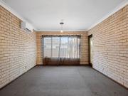 Tidy 2 Bedroom Unit