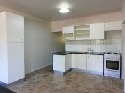 Tidy Two Bedroom Unit on Banks