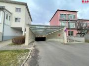 Tiefgaragenplätze in sicherer Umgebung in der Tiefgarage...