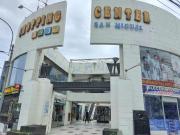 TIENDA COMERCIAL DE COMIDA EN SHOPPING CENTER, ESPALDA...