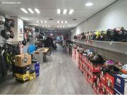 TIENDA DE MOTOS CON TALLER EN TRASPASO EN BARCELONA