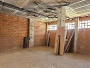 Tienda / local comercial 131.00 m2