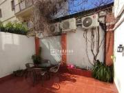 TIENE 2 MAGNÍFICOS PATIOS 3 DORMITORIOS Y 2 BAÑOS
